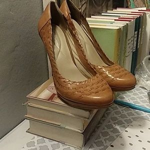 Andrew Geller Woven Leather Heels Size 10